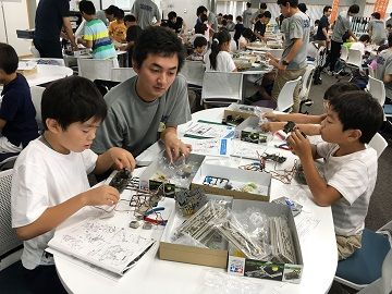 株式会社ドングルズ